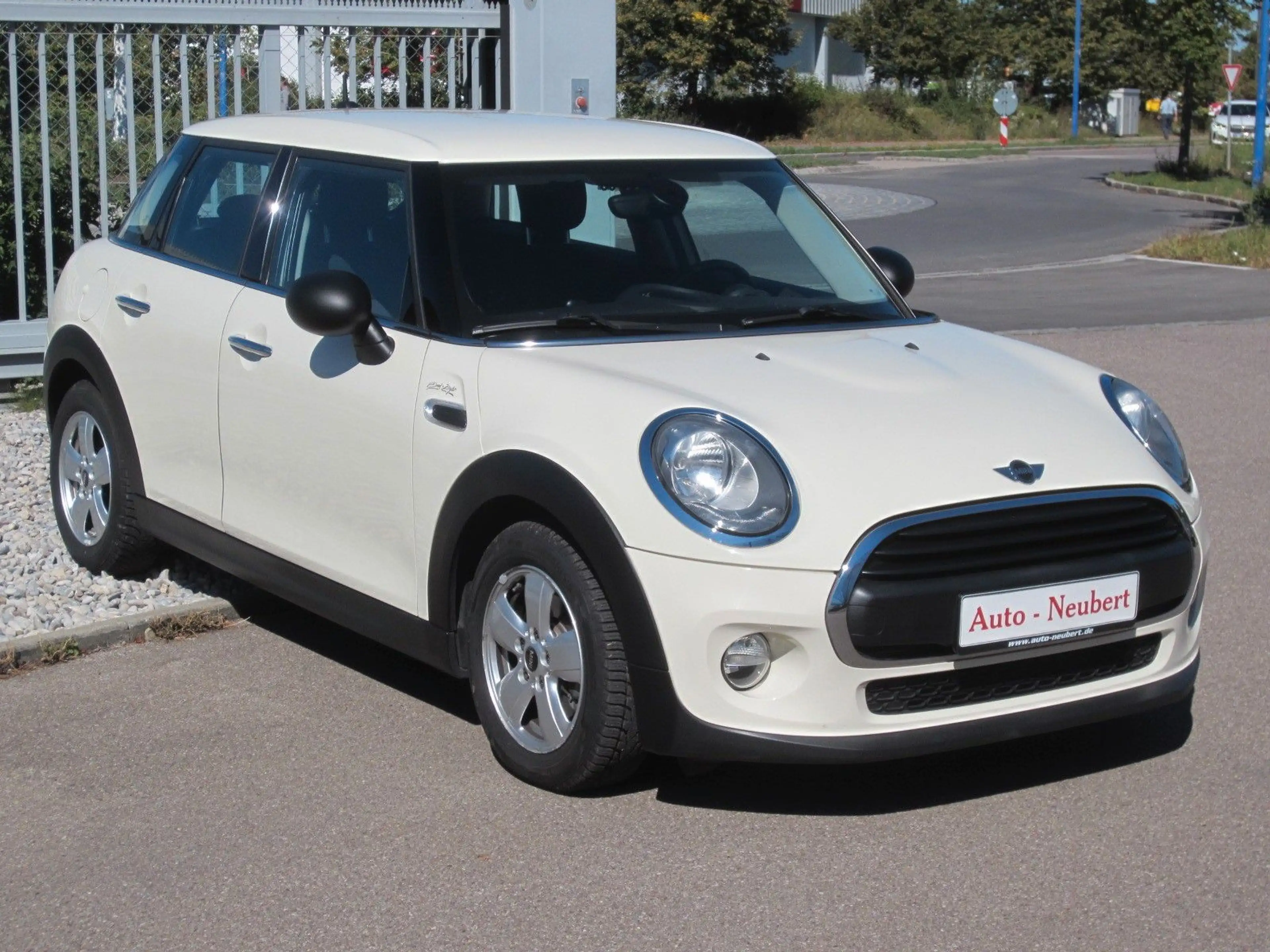 MINI One One