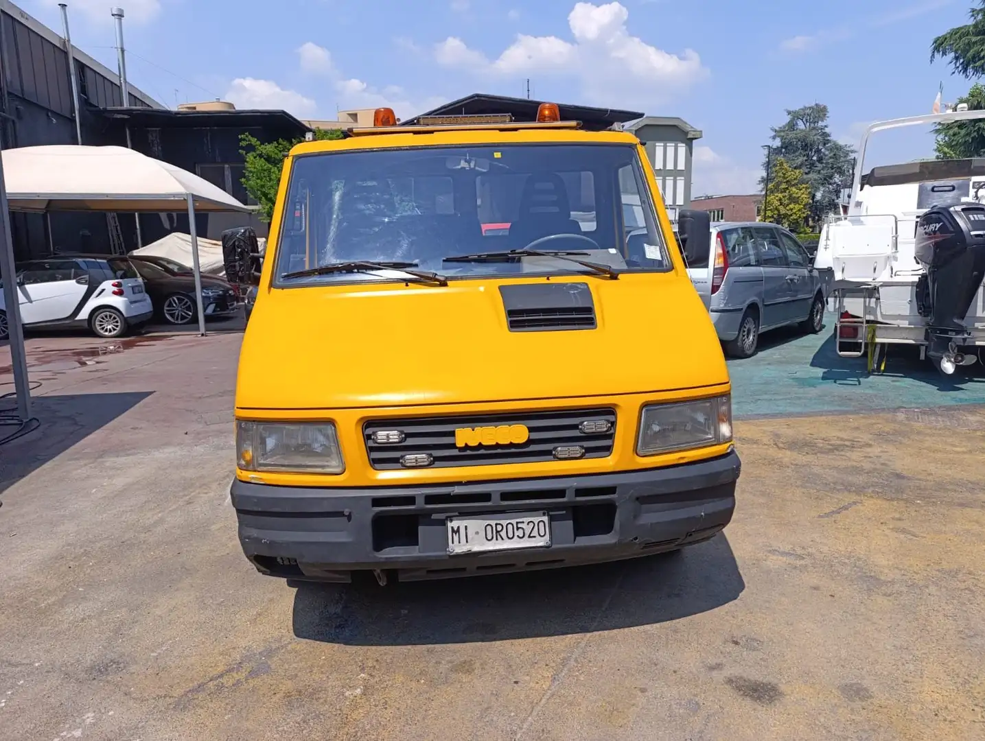 Iveco DAILY Giallo - 2