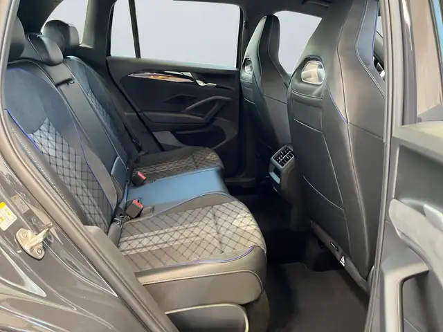 Volkswagen Tiguan view 11