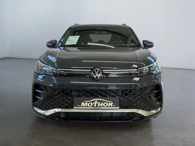 Volkswagen Tiguan view 6