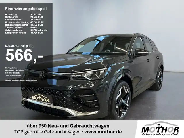 Volkswagen Tiguan in Grey for sale