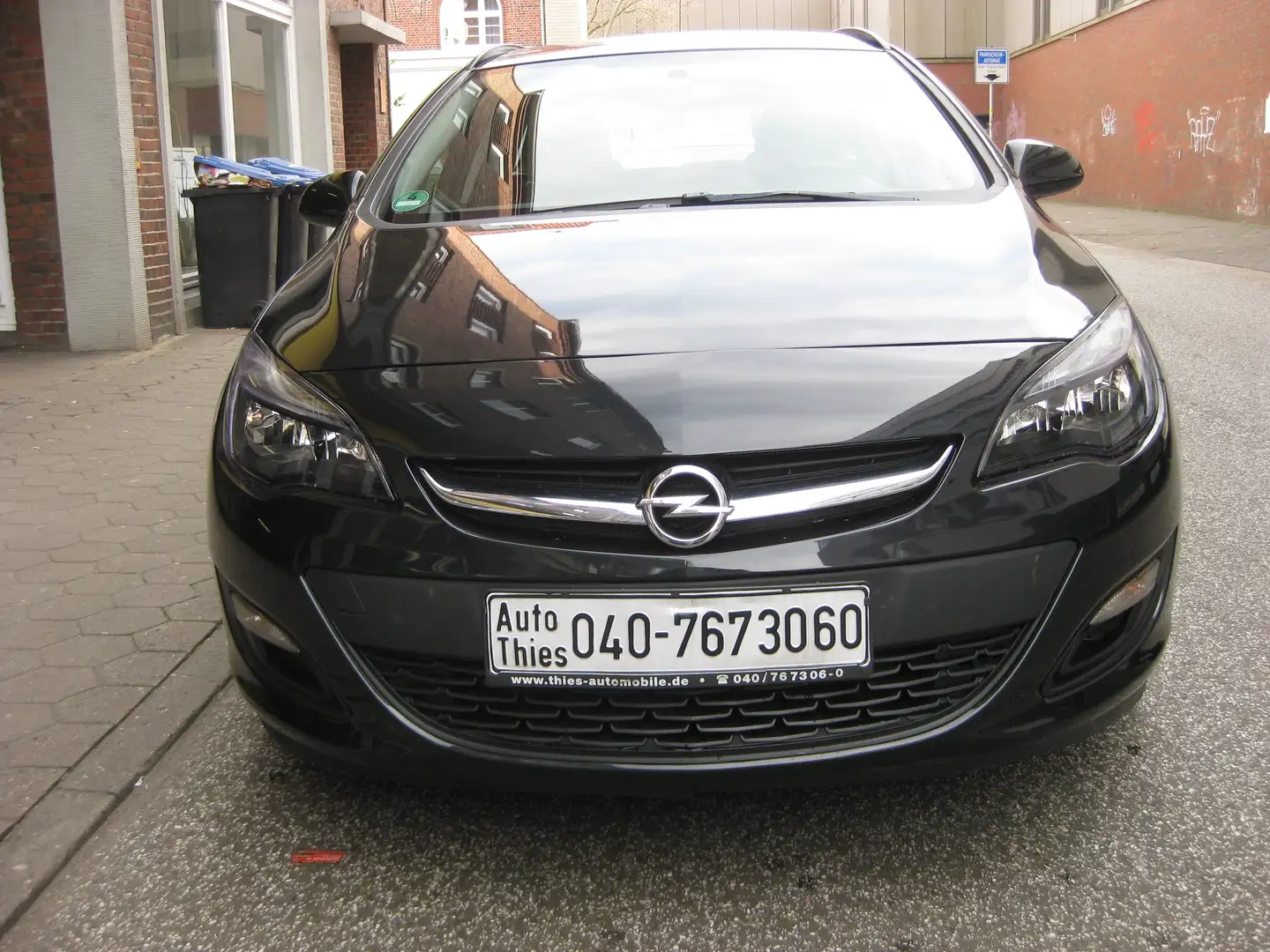 Opel Astra Astra J Caravan Selection 2.Hd. scheckhefrtgepfleg Negro - 1