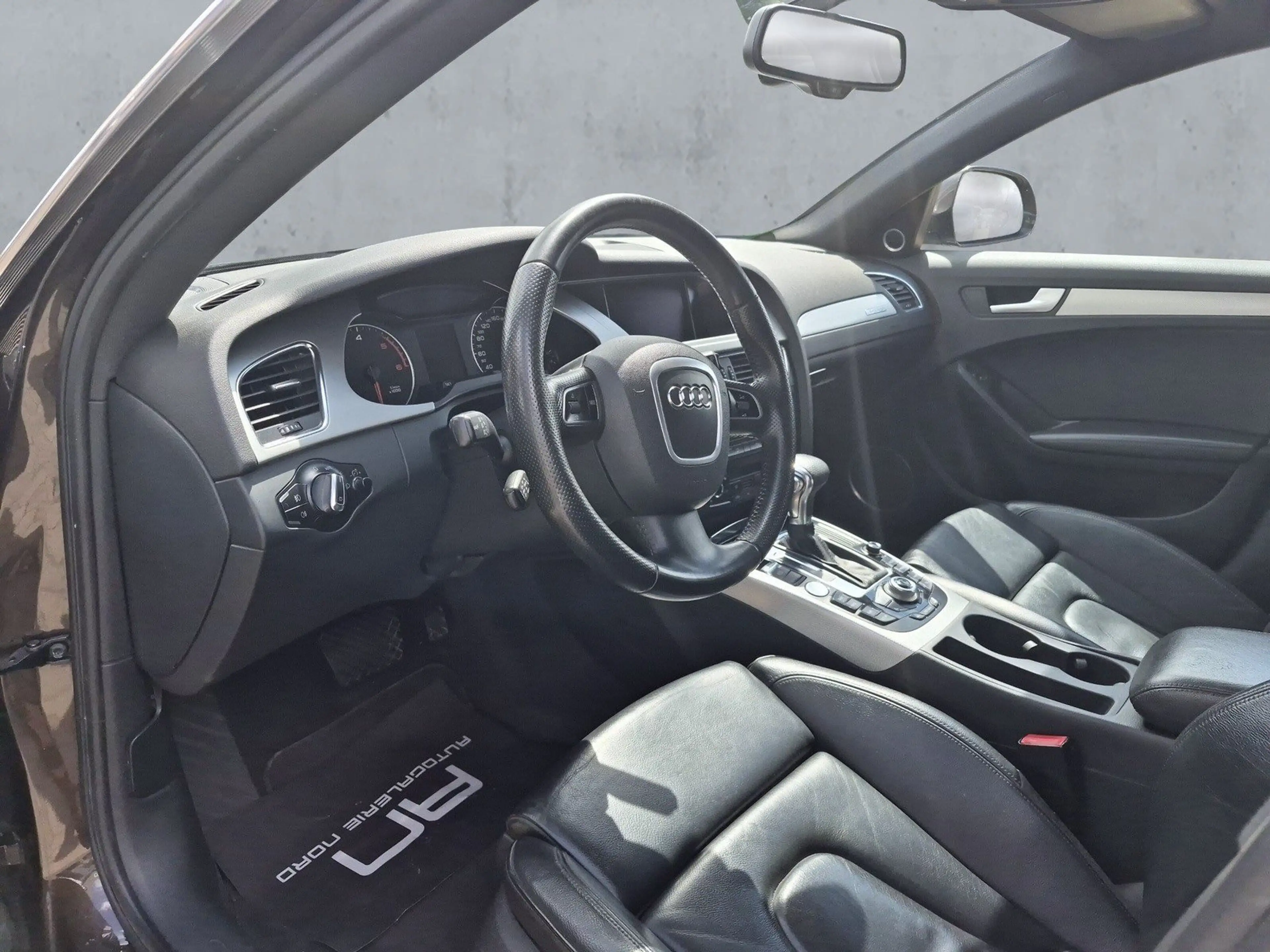 Audi A4 allroad B&O+Memory+AHK+Xenon — photo 10