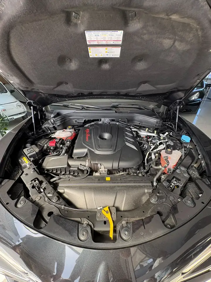Alfa Romeo Stelvio 2024