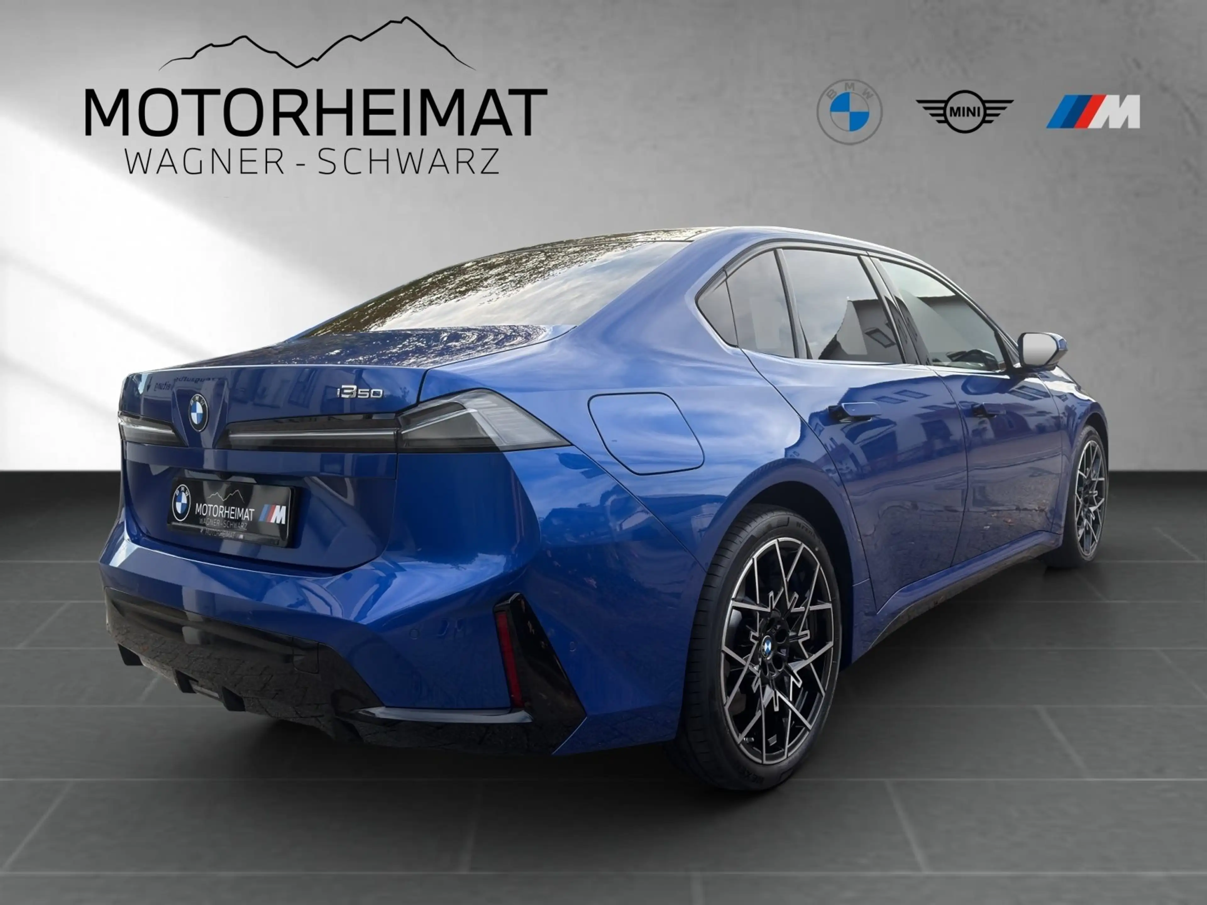 BMW i3 50 xDrive — photo 7