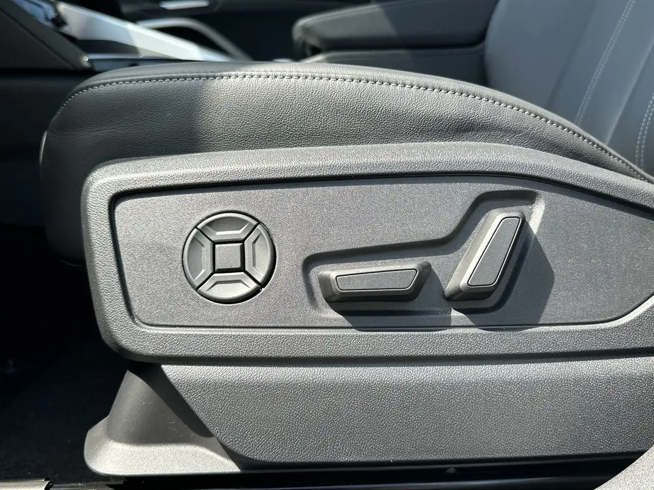 Audi Q5 снимка Audi Q5