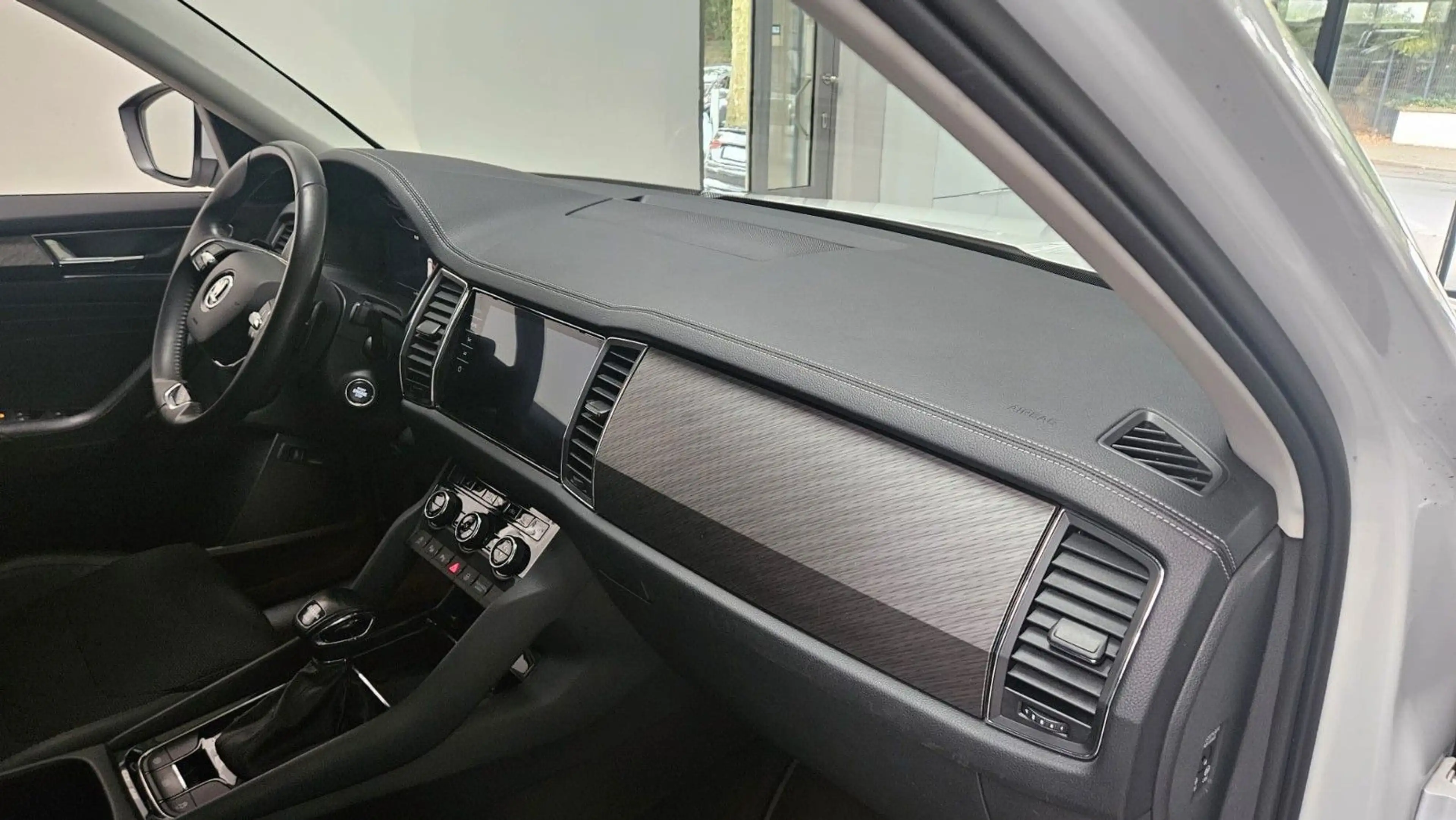 Skoda Kodiaq Style 4x4 LED virtual Cockpit Kamera AHK — photo 13