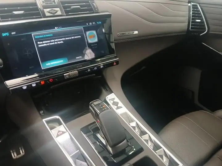 DS 7 Crossback 2025, foto 8