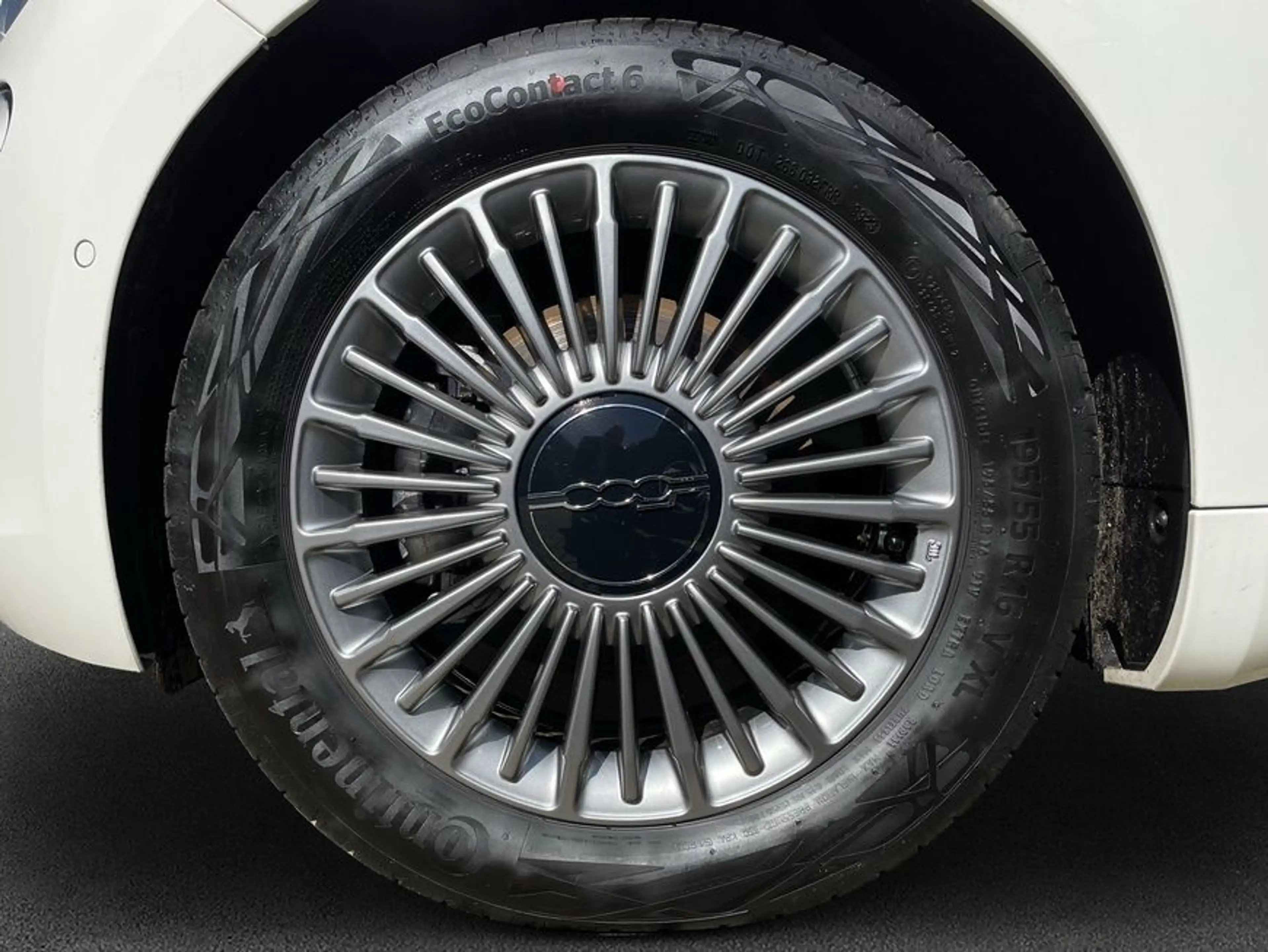 Fiat 500e 42kWh *Komfort- & Stylepaket* — photo 8