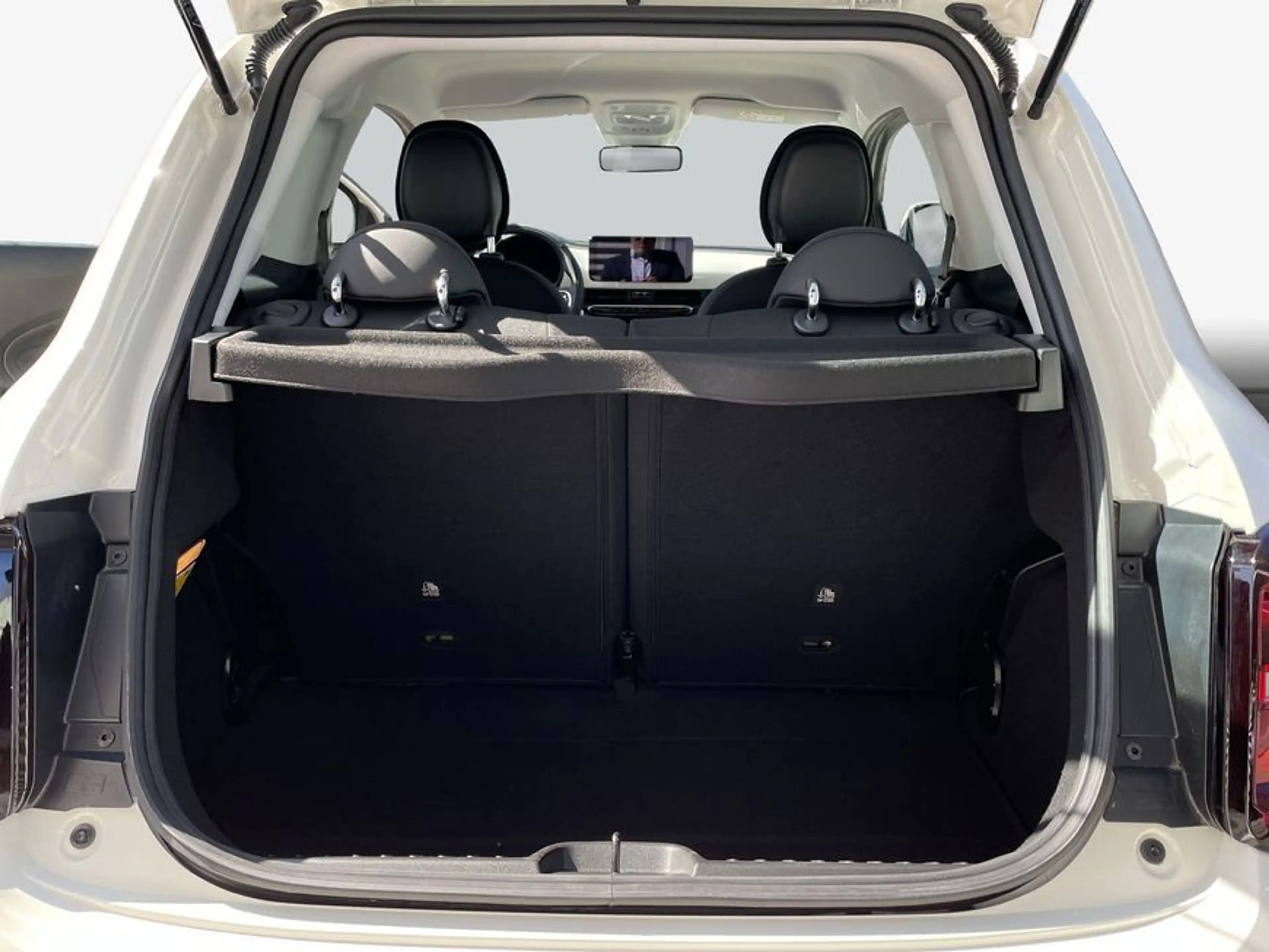 Fiat 500e 42kWh *Komfort- & Stylepaket* — photo 9