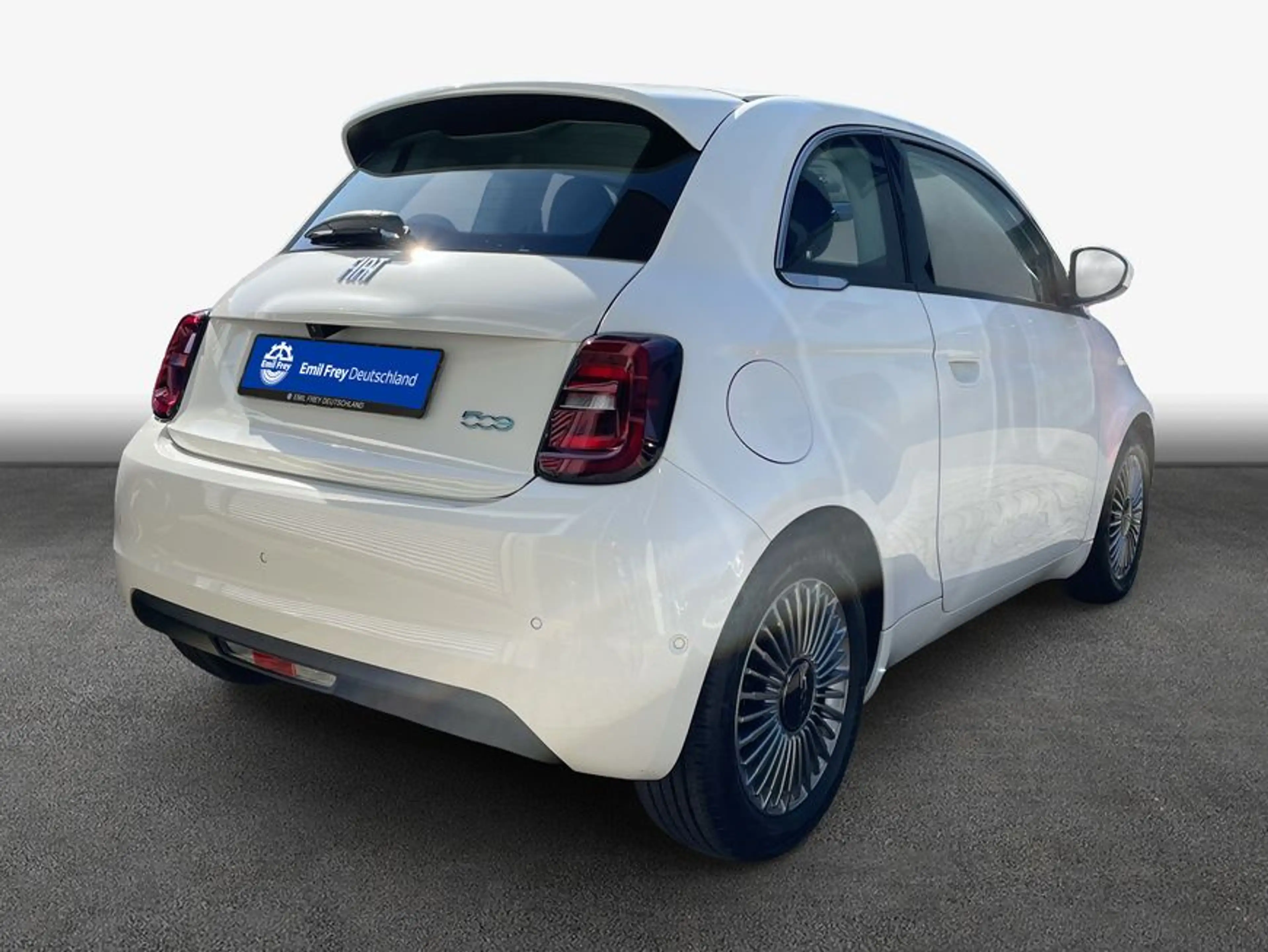 Fiat 500e 42kWh *Komfort- & Stylepaket* — photo 2