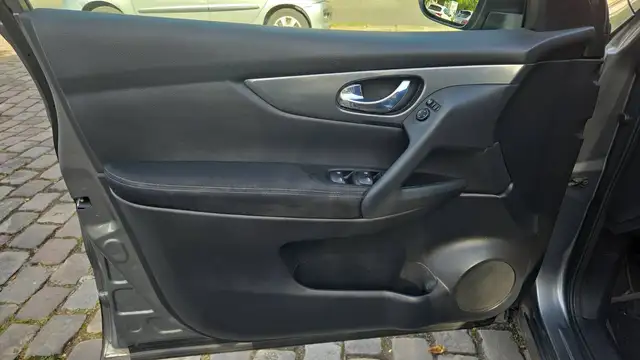 Nissan Qashqai view 7