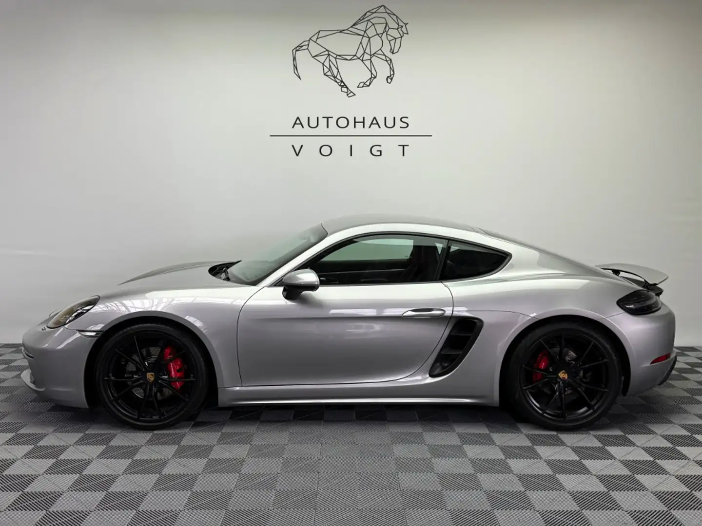 Porsche Cayman S|2.Hand|Approved|CarPlay|PDLS+|Klappe| Plateado - 1