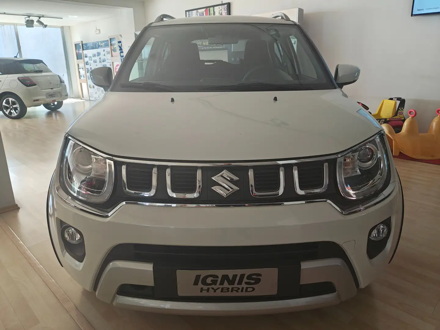 Suzuki Ignis Ignis 1.2h Top 2wd Wit - 2