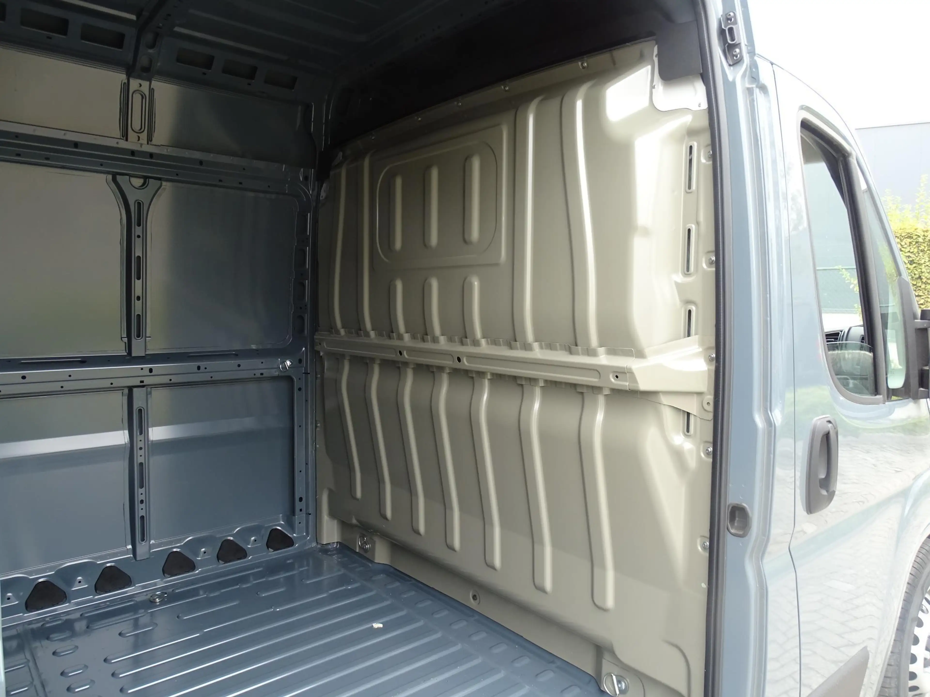 Fiat Ducato 2.2 BlueHDI 180 Maxi L3-H2 35 AT8 — photo 10