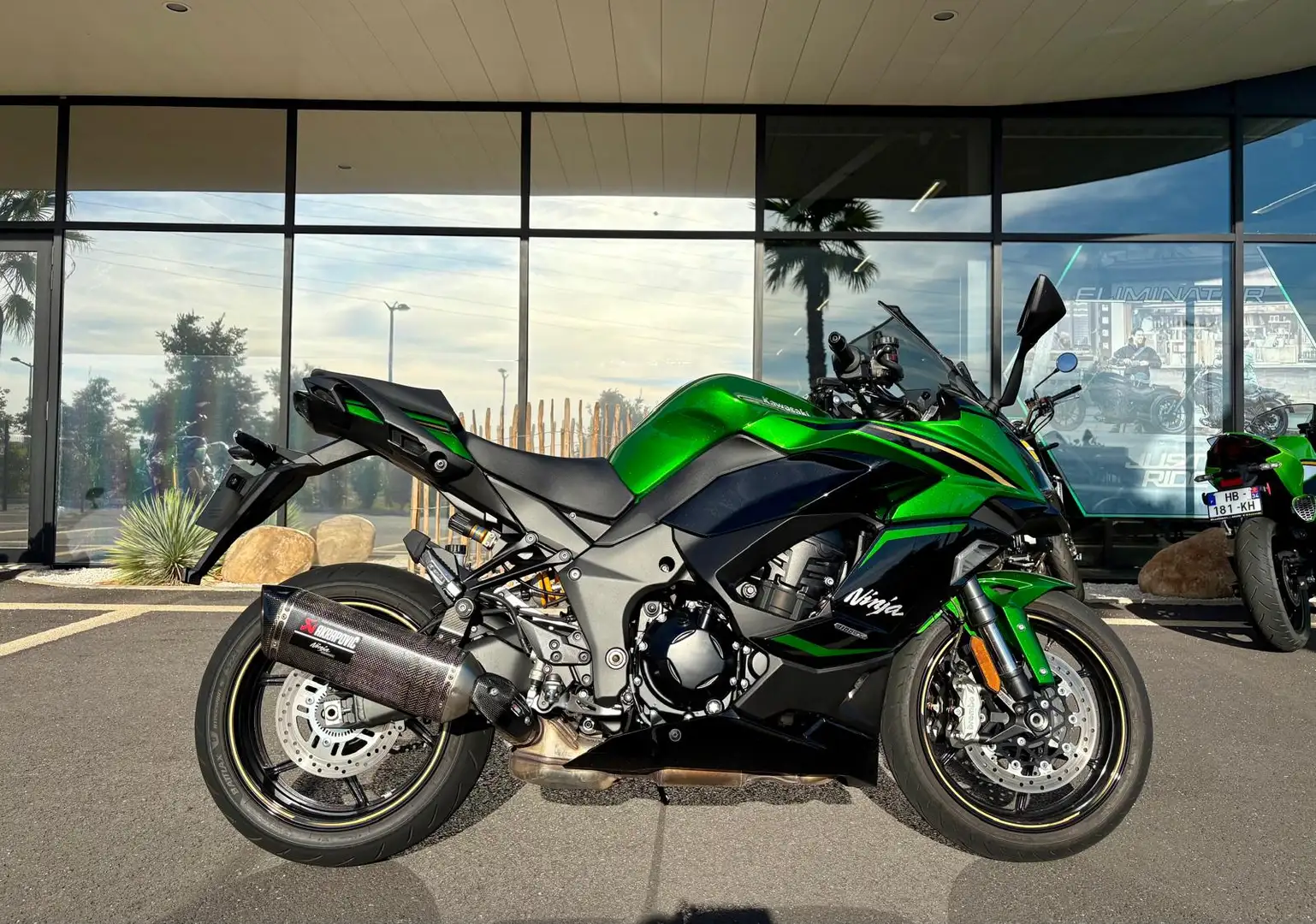 Kawasaki Ninja 1100SX Vert - 1