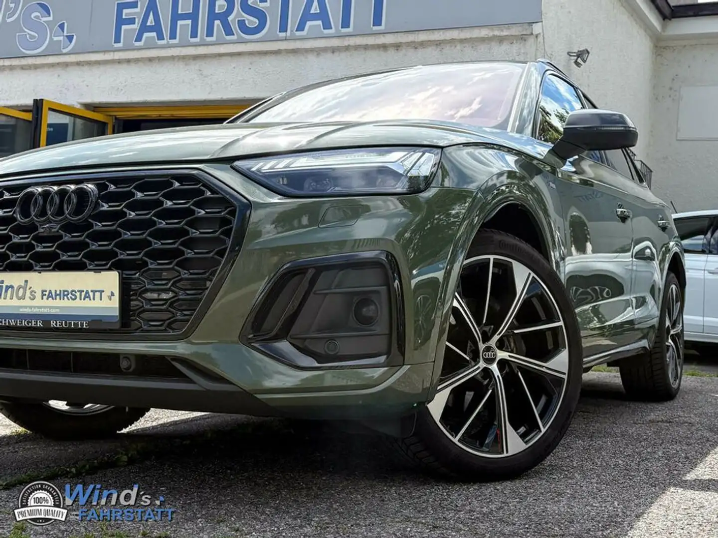 Audi Q5 40 TDI Sportback quattro S line Voll !! Grün - 2