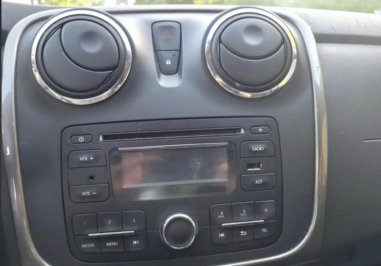 Dacia Sandero Sandero — photo 10