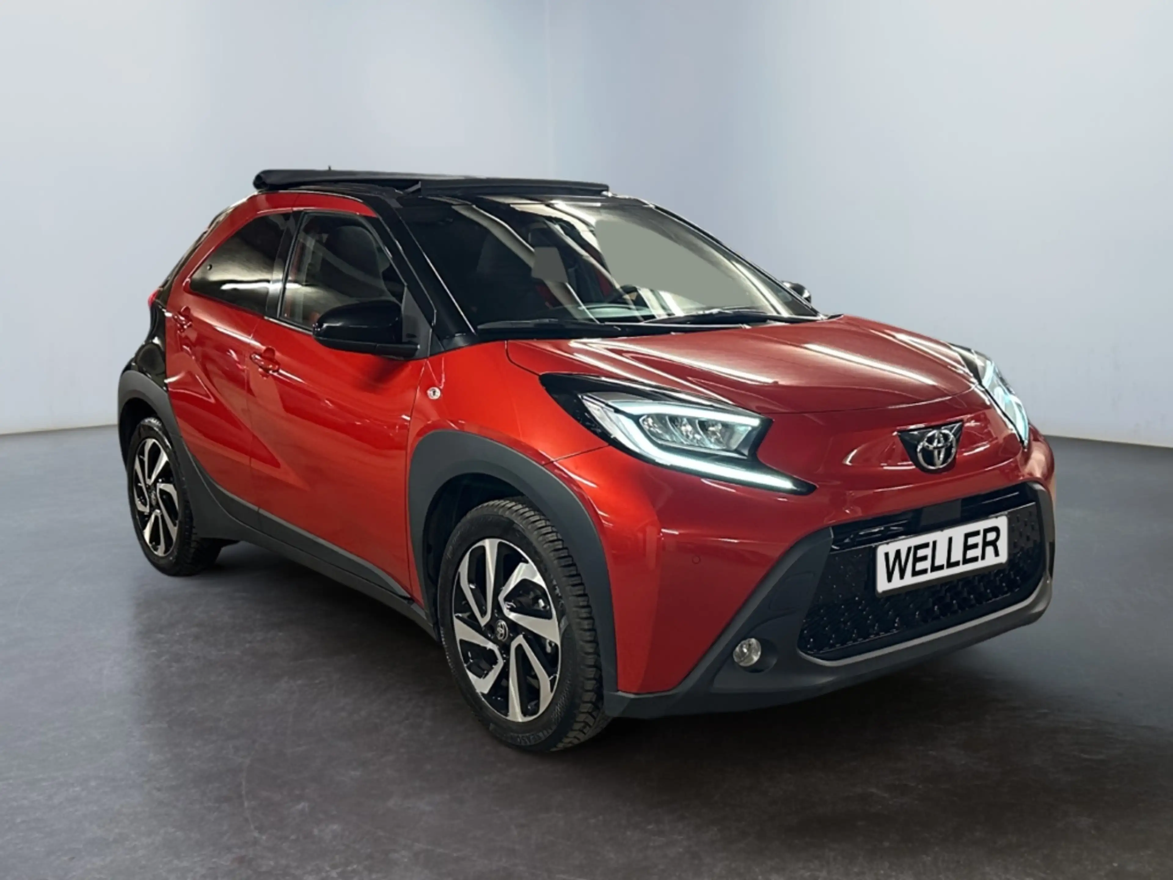 Toyota Aygo X S-CVT Air Team D *LED*Faltdach*ACC*CAM*SHZ* — photo 3