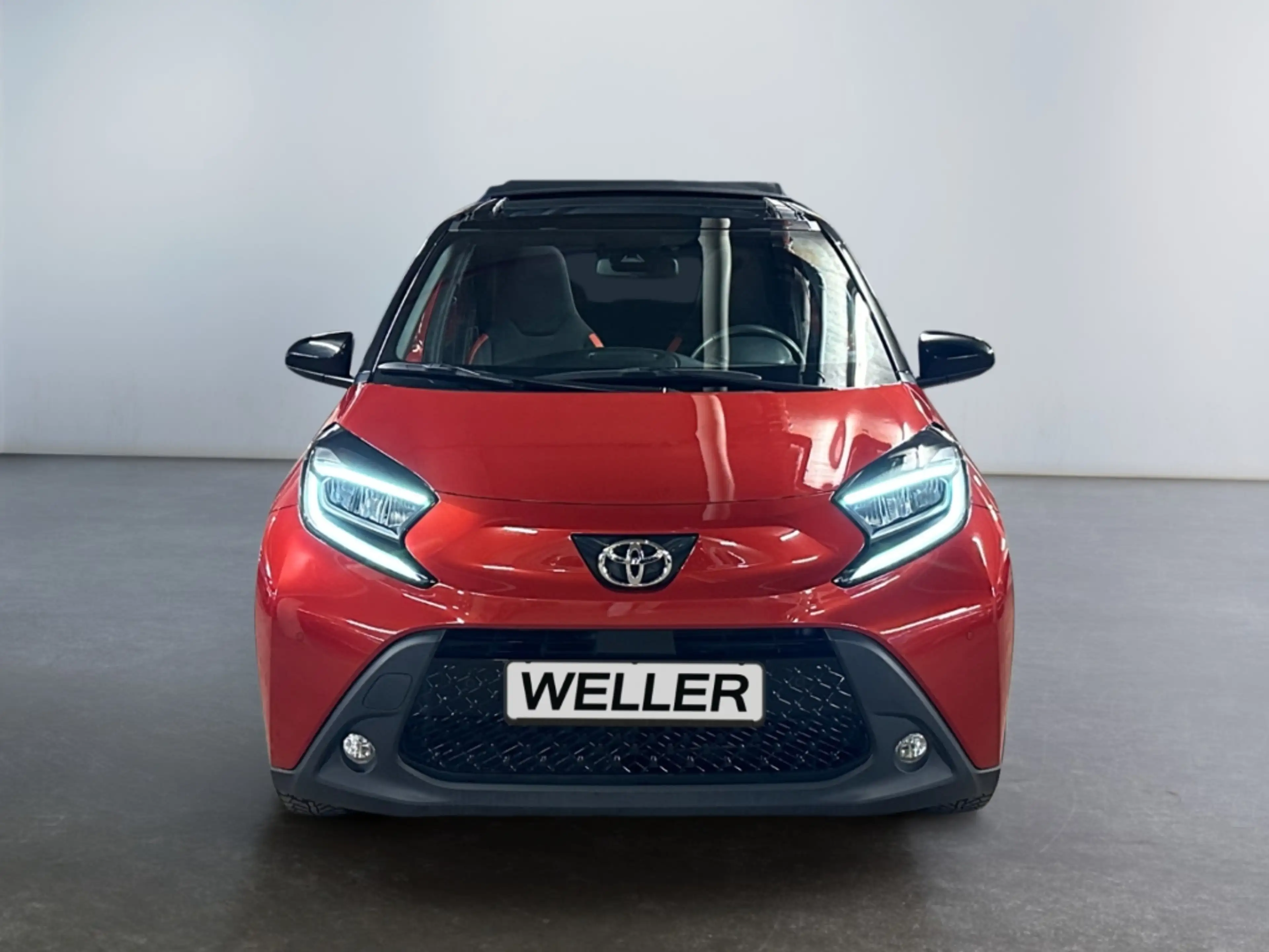 Toyota Aygo X S-CVT Air Team D *LED*Faltdach*ACC*CAM*SHZ* — photo 2
