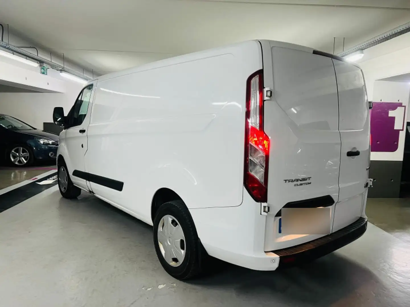 Ford Transit Custom 320 L2H1 2.0 ECOBLUE 130 HYBRID TREND BUSINESS 112 - 2