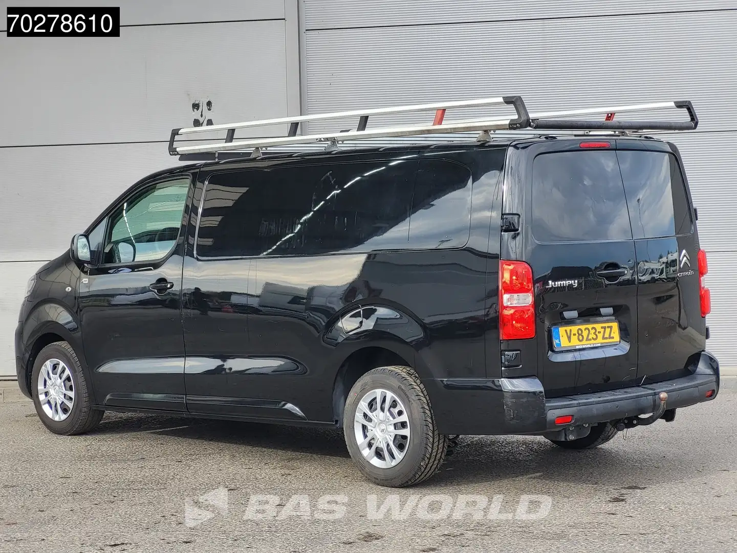 Citroen Jumpy 177pk Automaat L2H1 Navi Trekhaak Imperiaal Airco Zwart - 2