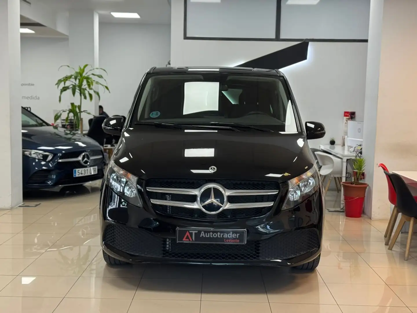 Mercedes-Benz V 220 220d Compacto Noir - 2