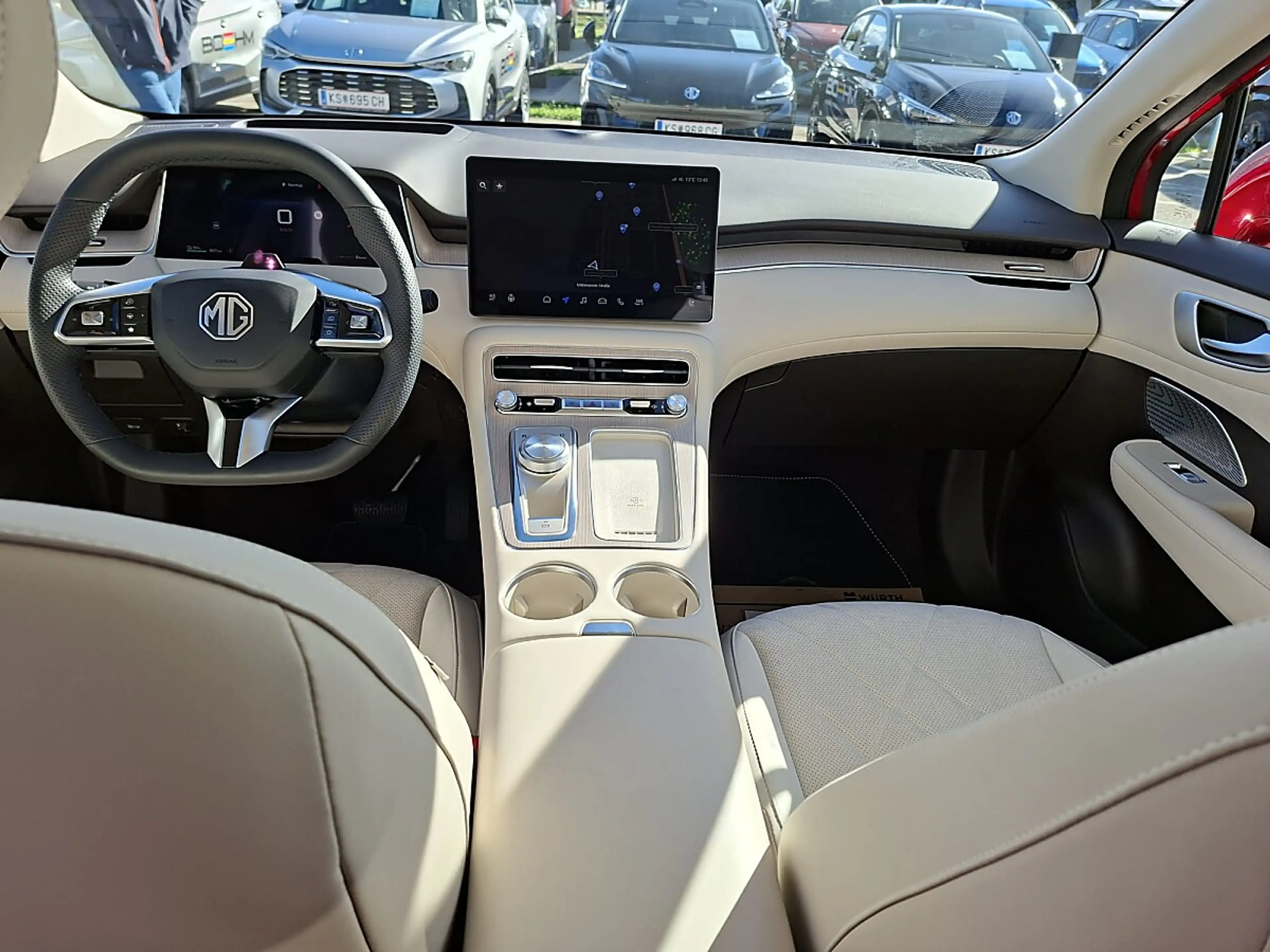 MG Others S6 EV Luxury 77 kWh — photo 12