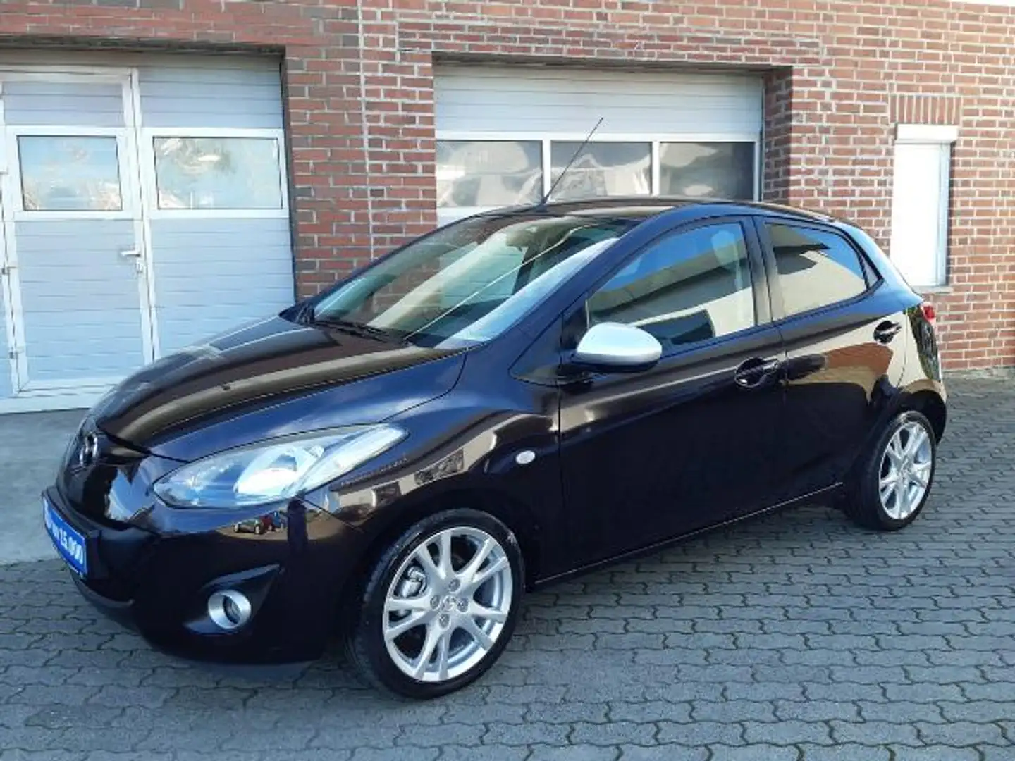 Mazda 2 1.3 Sendo 5T Schwarz - 1