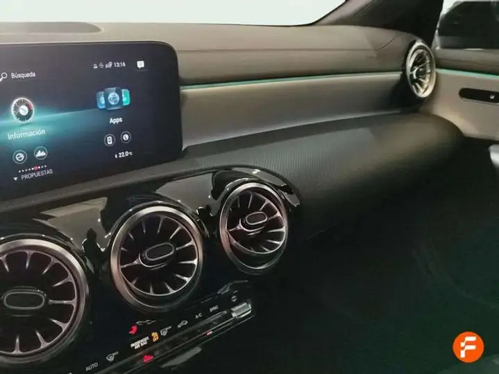 Mercedes-Benz CLA 200 (C118) 2021, foto 14