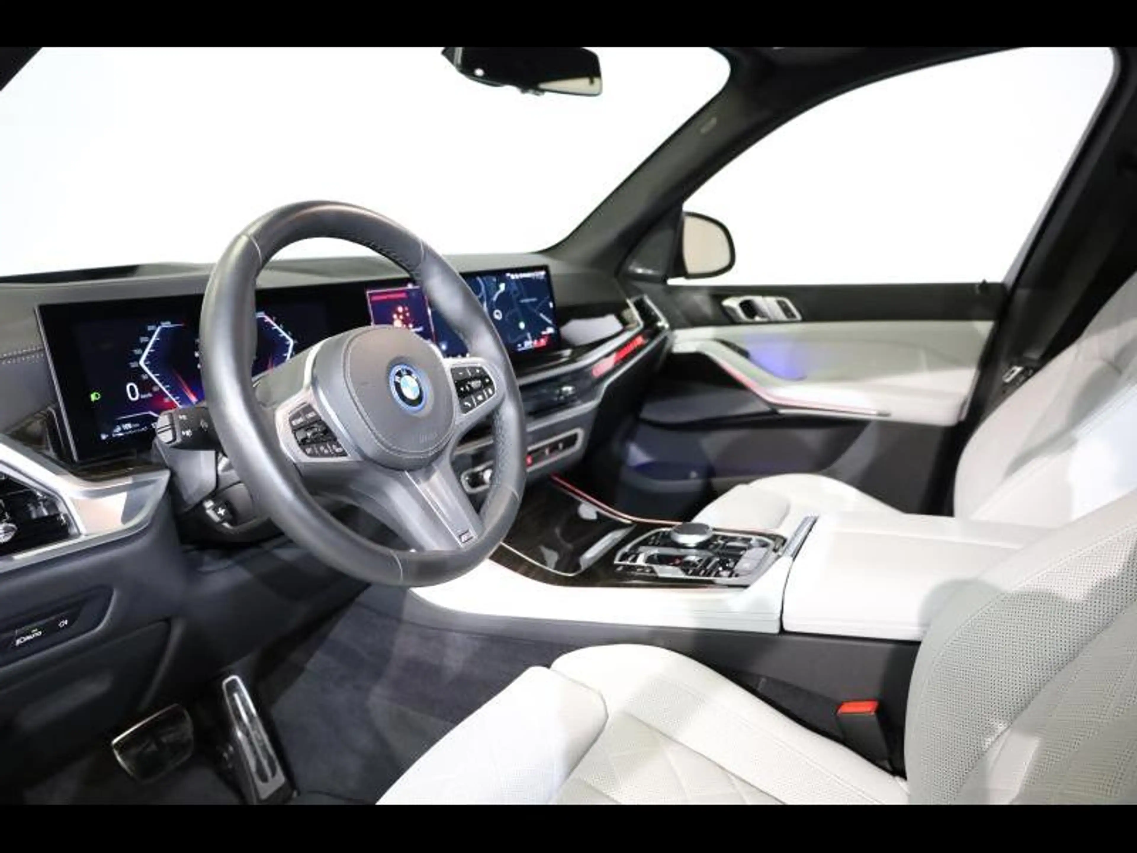 BMW X5 xDrive50e Kit M Sport — photo 6
