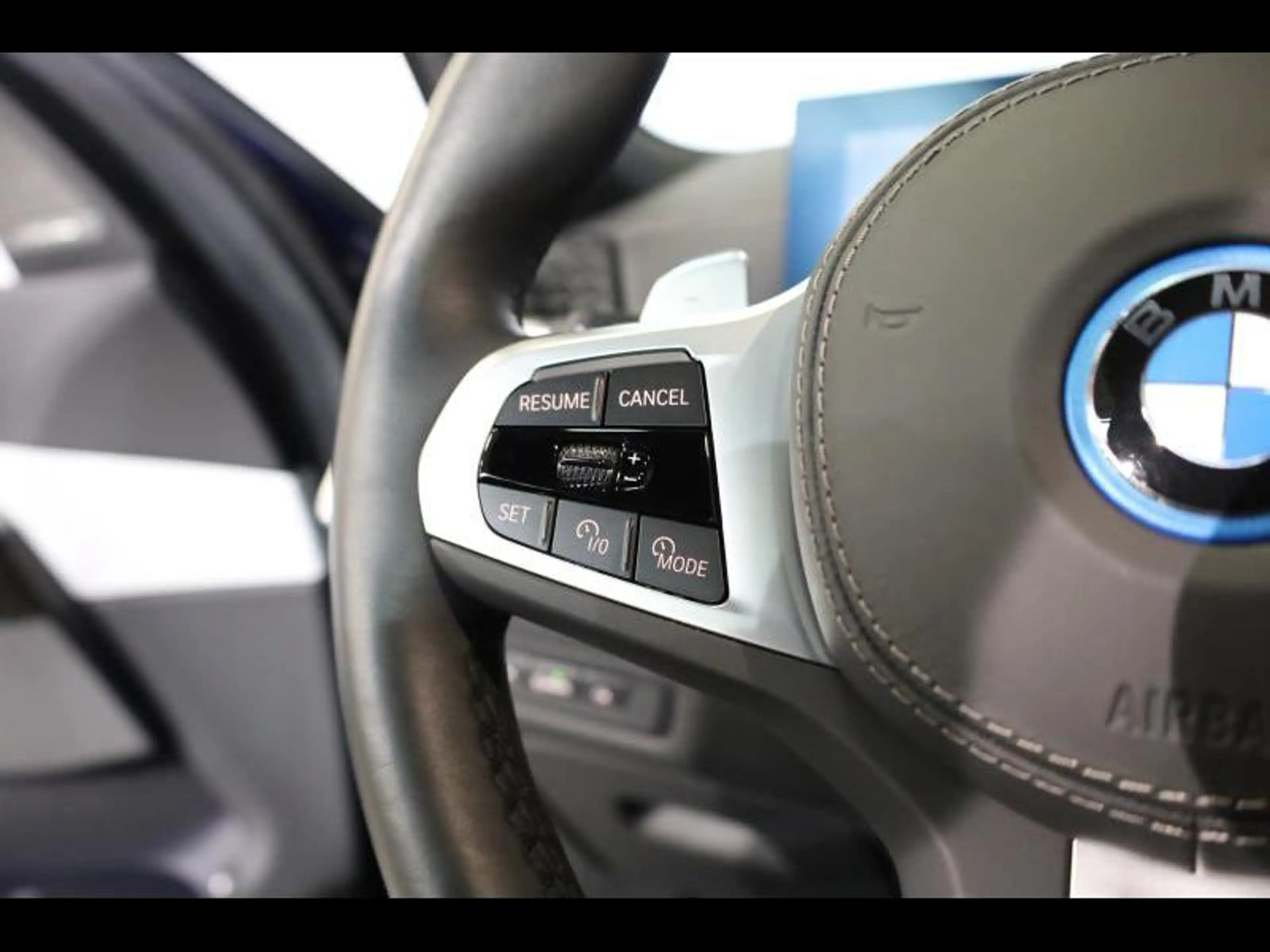 BMW X5 xDrive50e Kit M Sport — photo 14