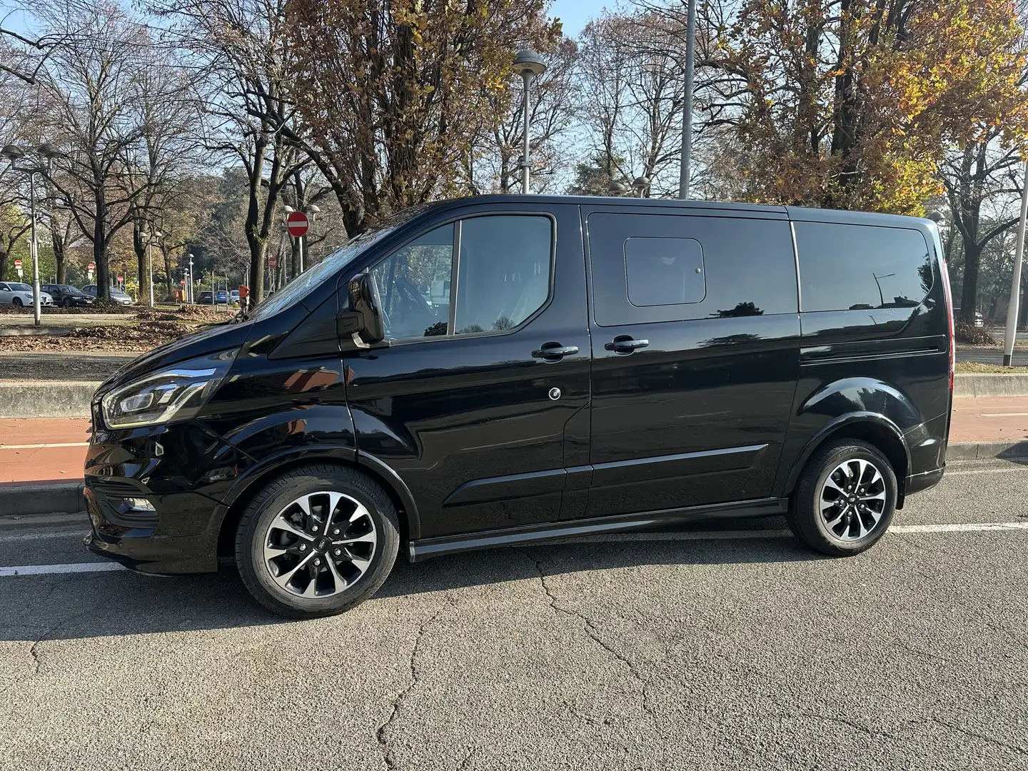 Ford Tourneo Custom Mca Tour Sport - 1
