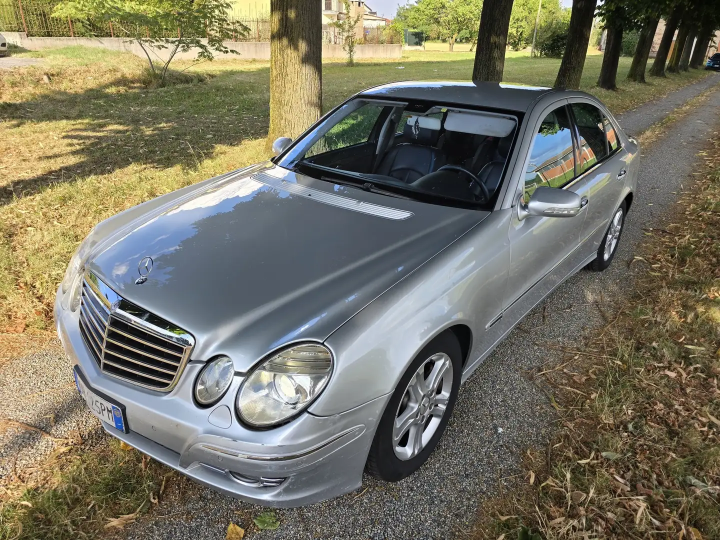 Mercedes-Benz E 220 cdi evo Avantgarde 170cv Argento - 2