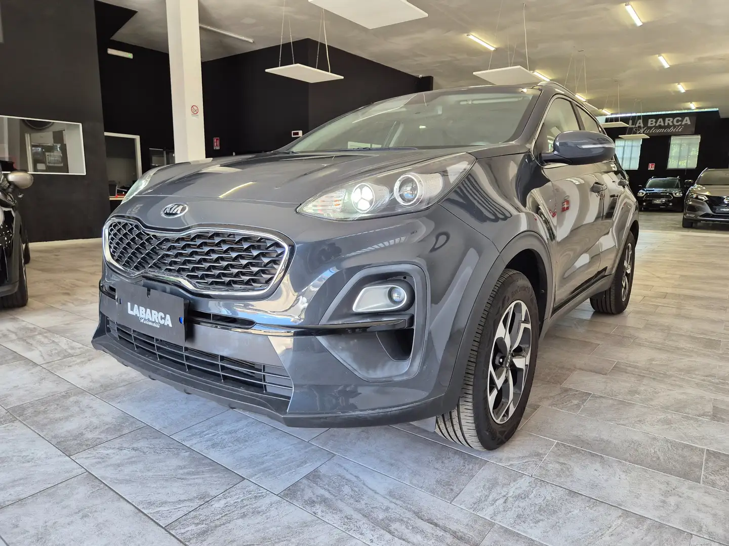 Kia Sportage Sportage IV 2021 1.6 Urban ecogpl 2wd 126cv Grigio - 2