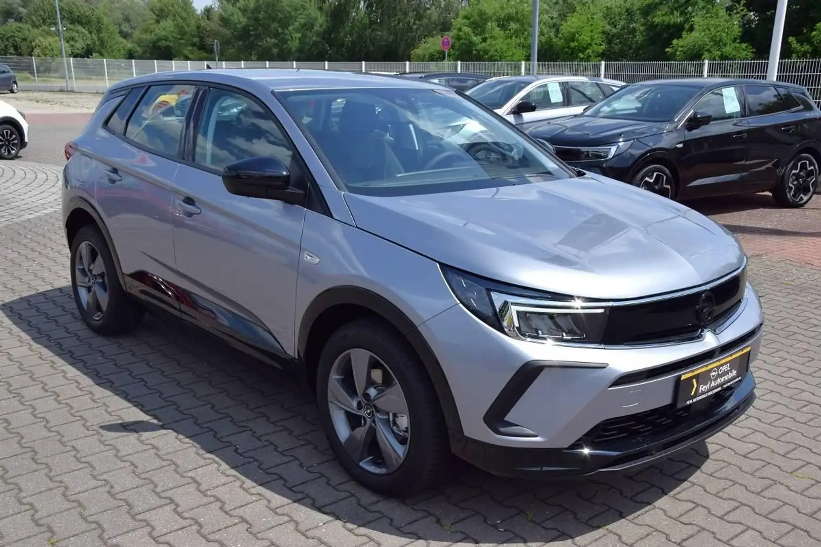 Opel Grandland X Grandland 1.2 Turbo "GS" Grau - 2