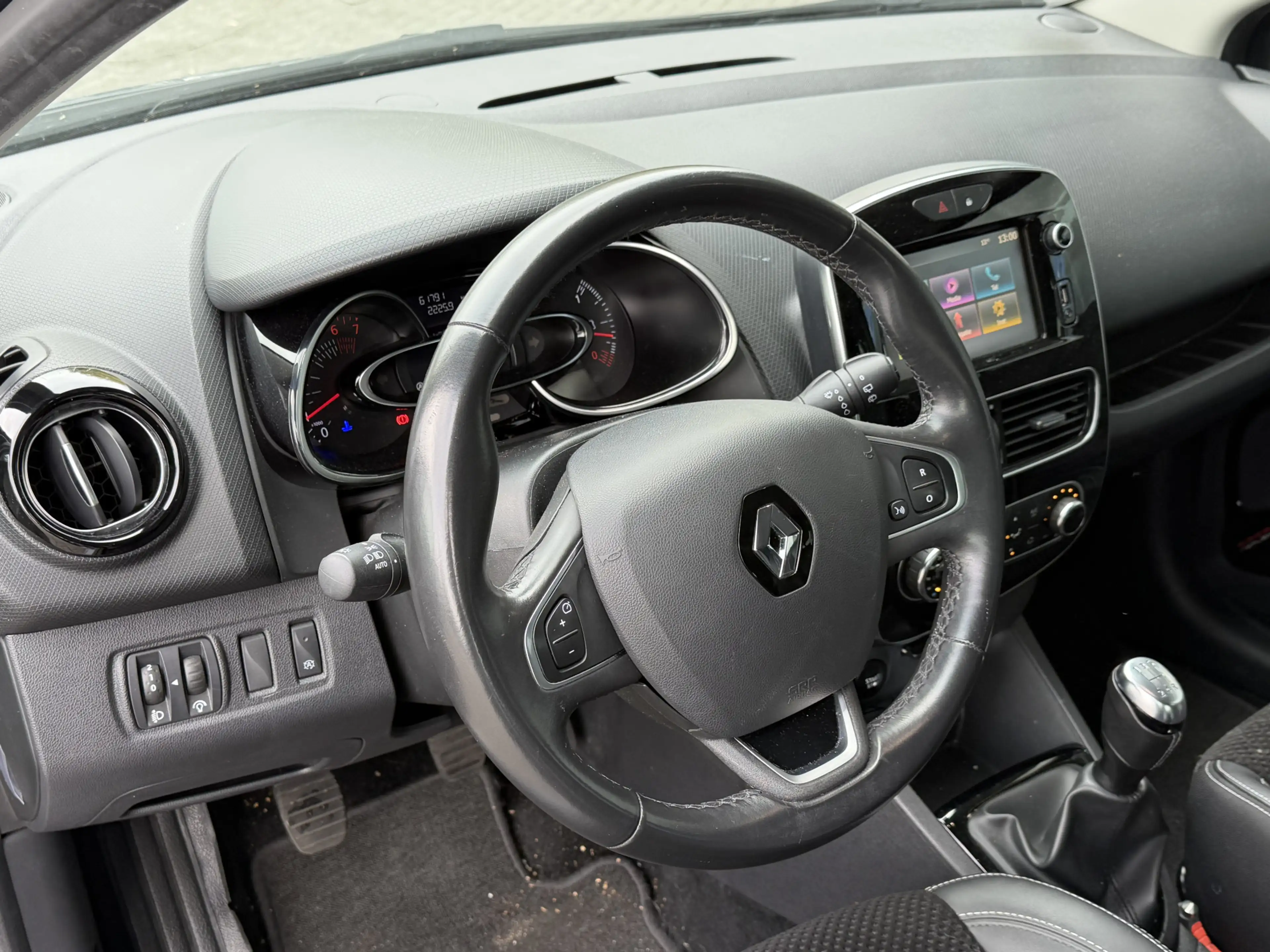 Renault Clio 0.9 TCe Intens Interesse in een bezichtiging of pr — photo 3