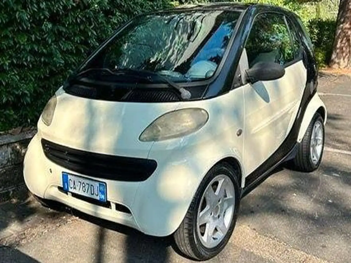 smart city-coupé/city-cabrio Coupe 600 cc Biały - 1