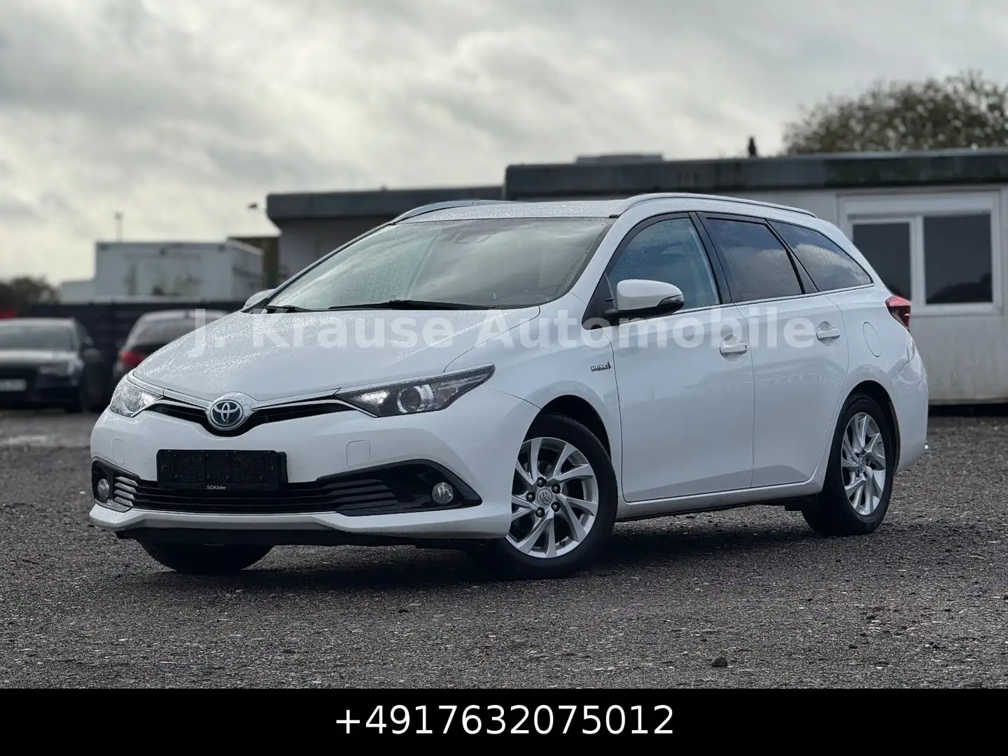 Toyota Auris Hybrid Comfort Netto 9500€ Blanc - 1