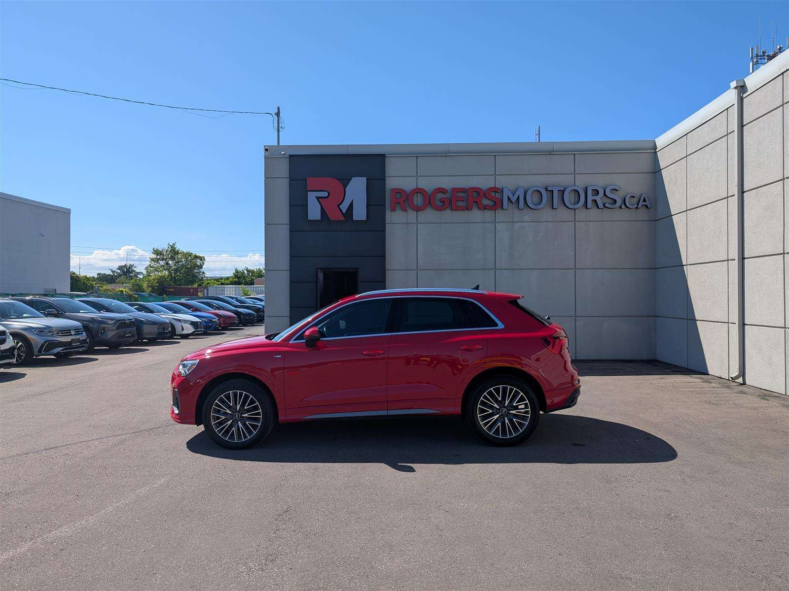 2023 Audi Q3 QTRO S-LINE -  PANO ROOF - LEATHER - TECH FEATS — снимка 1
