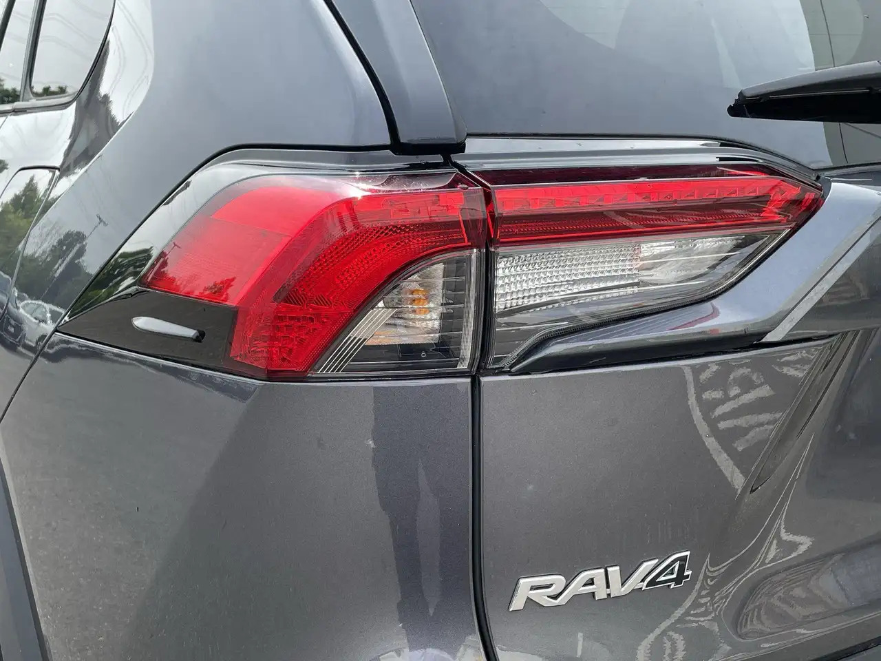 Toyota RAV 4 снимка Toyota RAV 4