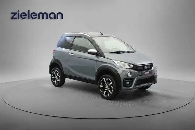 Aixam Crossover