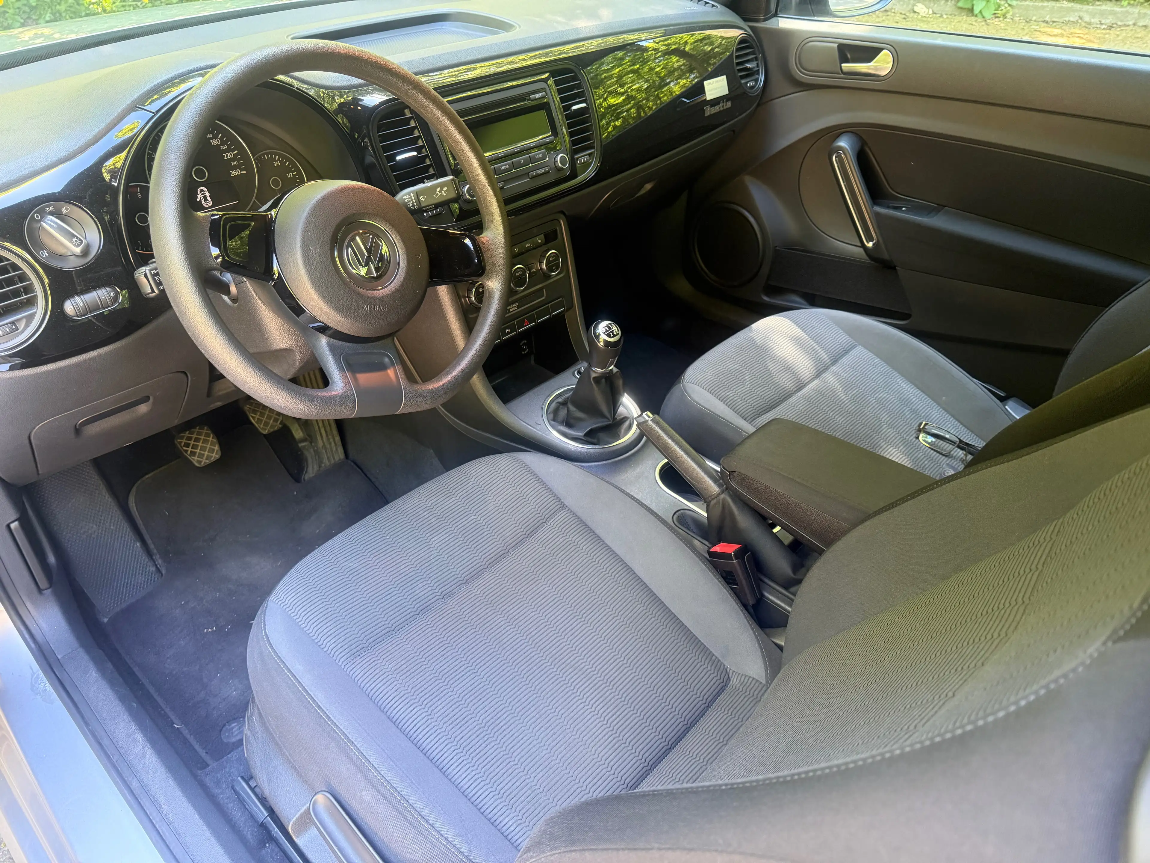 Volkswagen Beetle Lim. Basis — photo 9