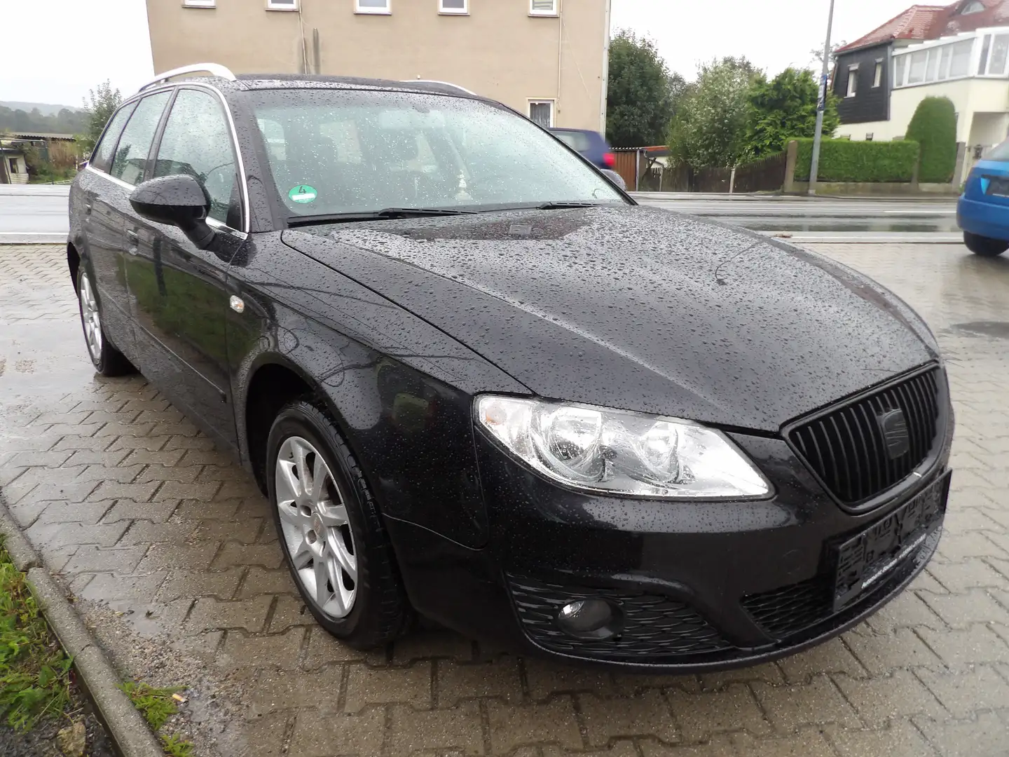 SEAT Exeo Style PDC Alufelgen Klima Radio HU AU Neu Nero - 1