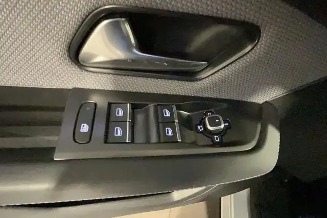 Opel Grandland view 19