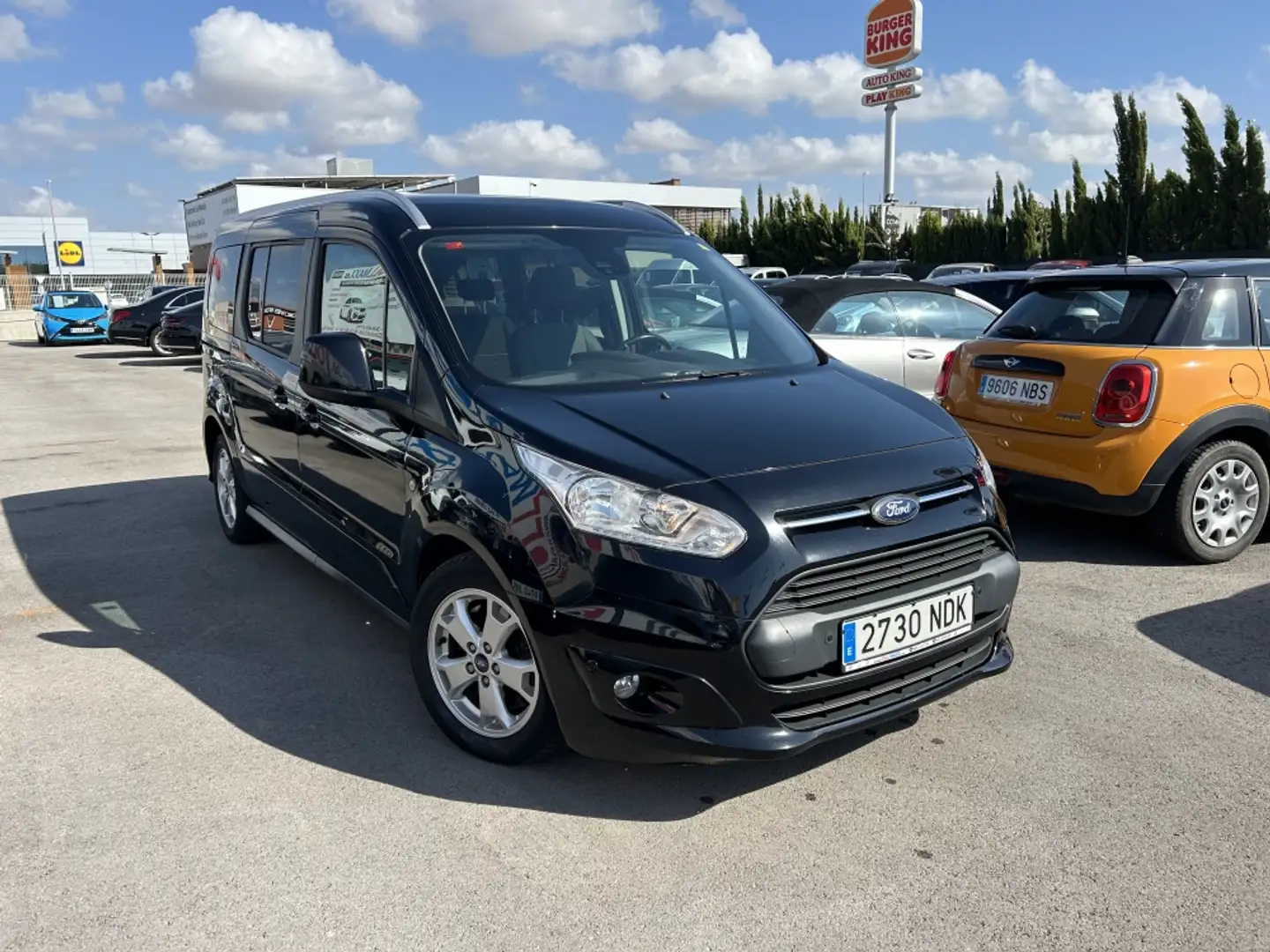 Ford Connect Elekto 1.5TDCi Auto-S&S Trend PS 120 Noir - 1