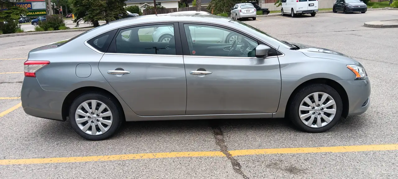 Nissan Sentra снимка Nissan Sentra