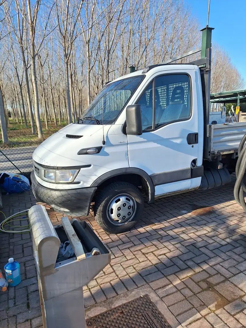 Iveco Daily 35 S 11 C V Vendor - 2