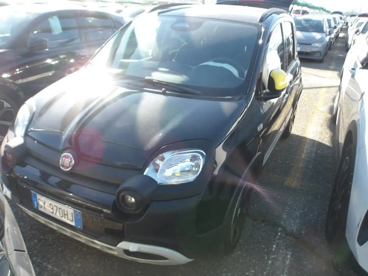 Fiat Panda Panda Cross 1.0 FireFly S&S Hybrid Schwarz - 2