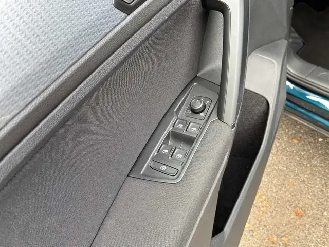 Volkswagen Tiguan view 14